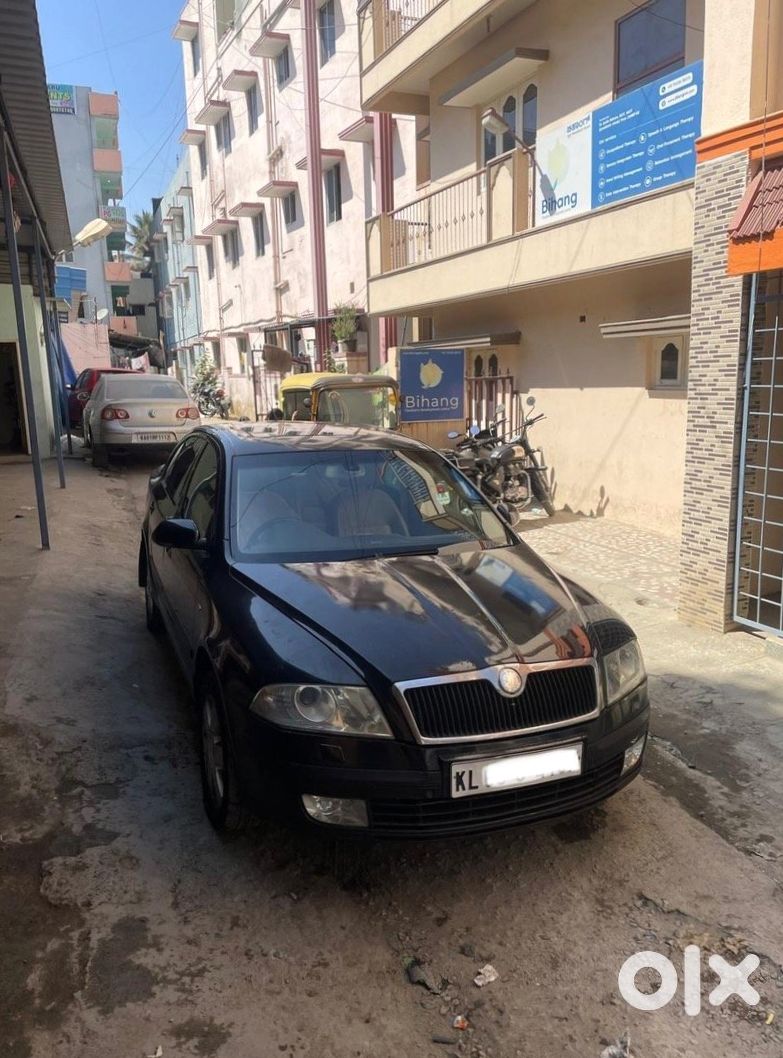 Skoda Laura Manual - Condition Good