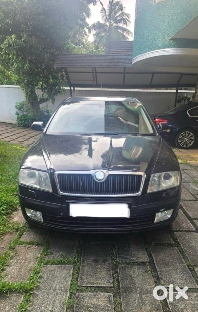Skoda Laura Manual - Condition Good