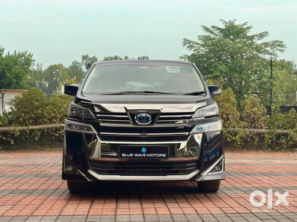 Toyota Vellfire 2021 - Luxury Mpv Premium