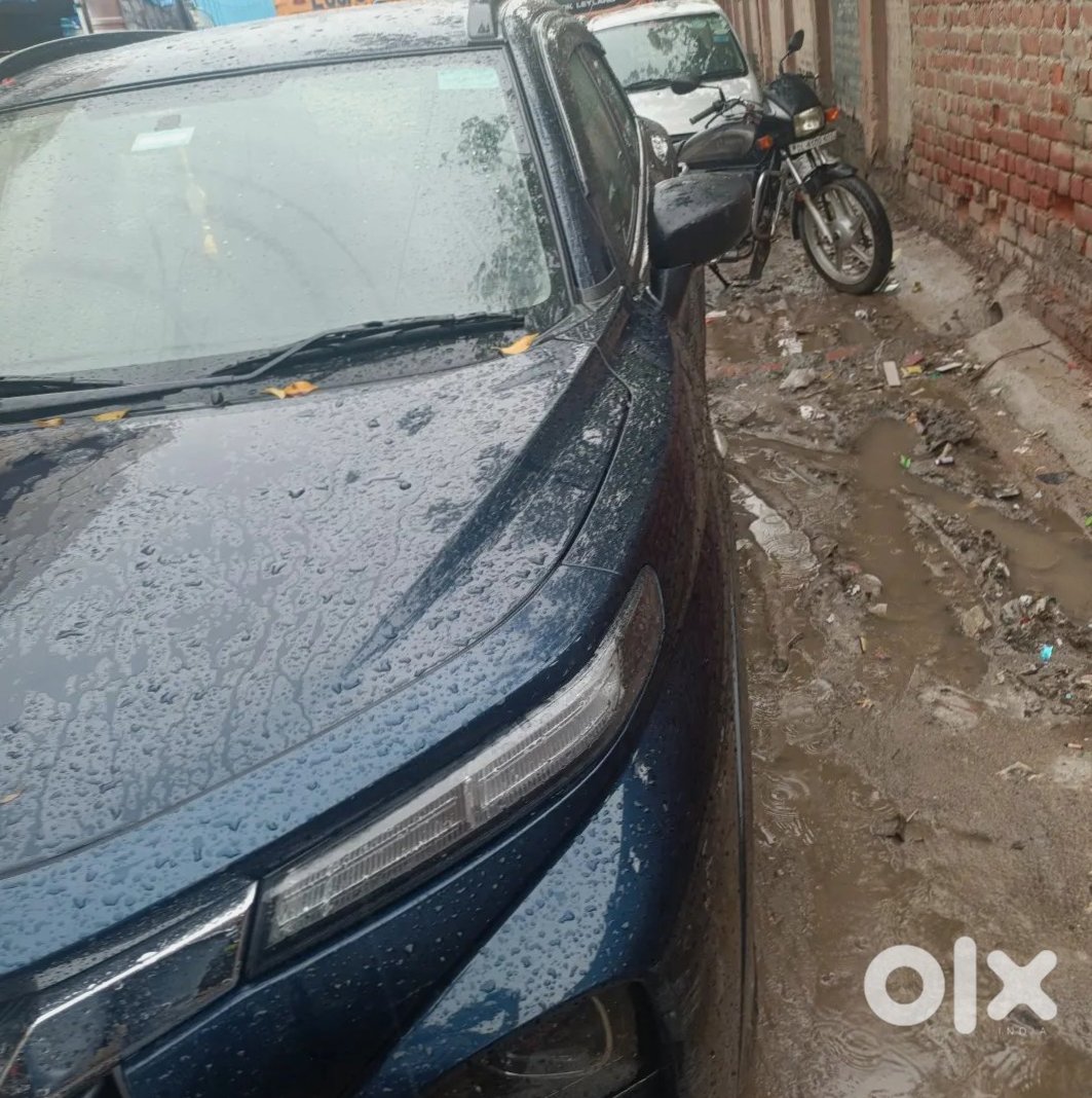 Maruti Suzuki Fronx 2023 Cng - Like New