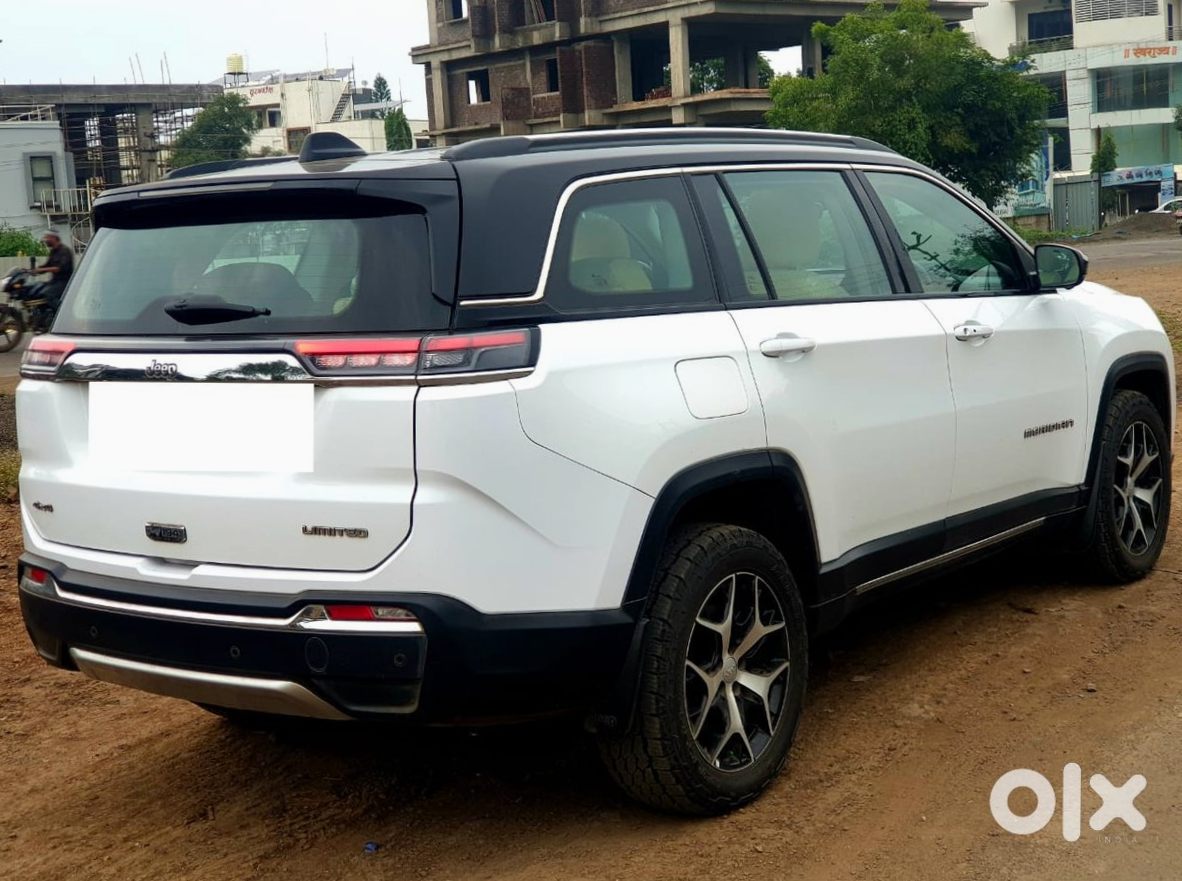 2024 Jeep Meridian Diesel Manual - Like New