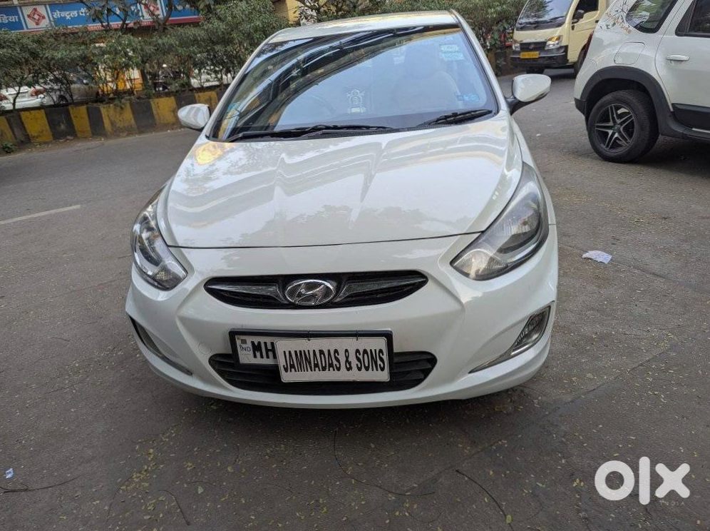Hyundai Verna 2015 - Going Abroad