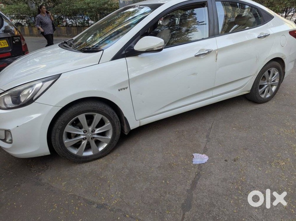 Hyundai Verna 2015 - Going Abroad