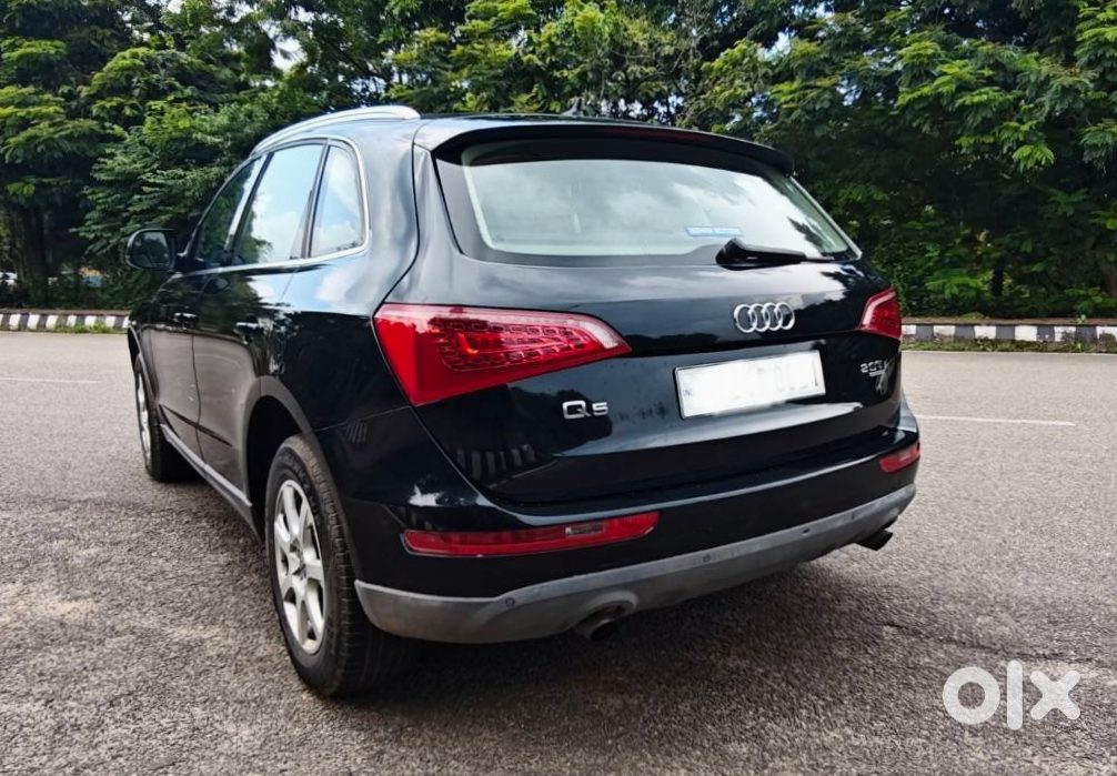 Audi Q5 Going Abroad