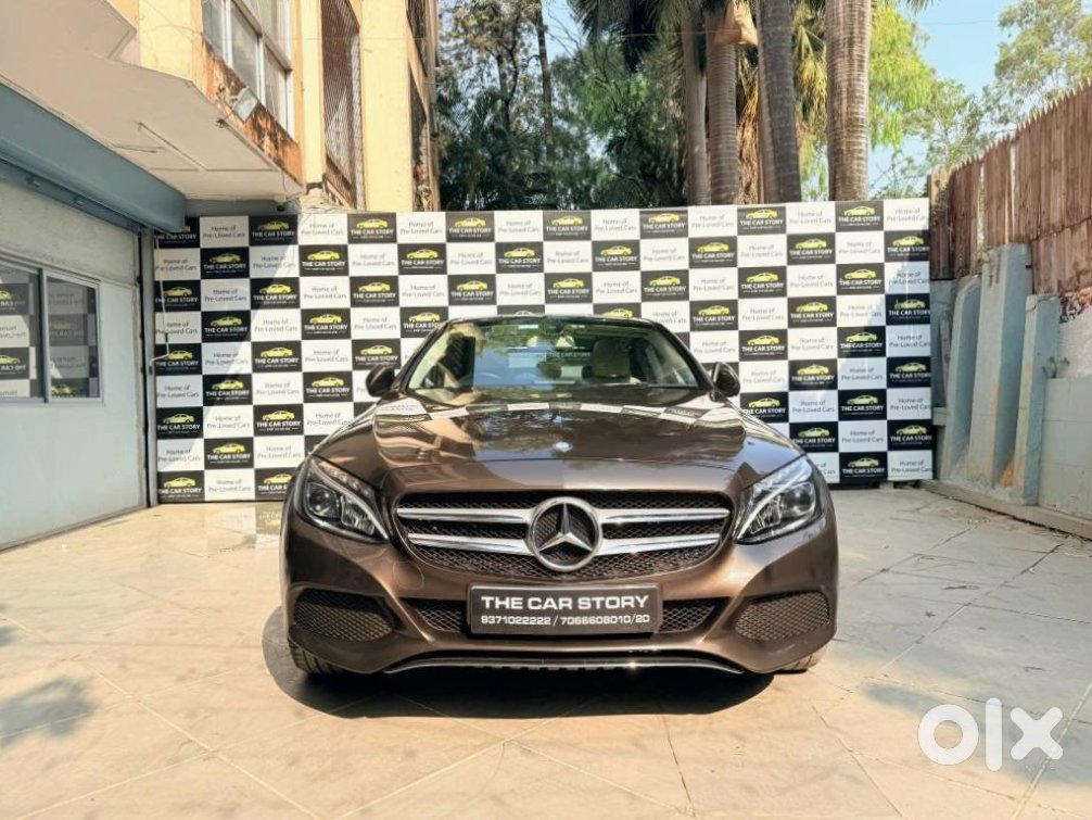 Mercedes C-class 2013 - Luxury Sedan