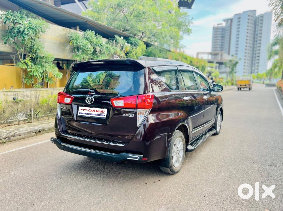 Toyota Innova Crysta 2019 Petrol - Family Used