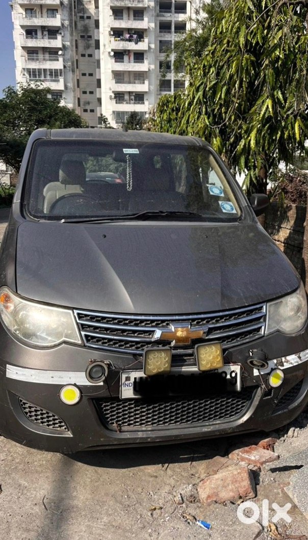 Chevrolet Enjoy 2015 Petrol Manual Company Service Good Condition