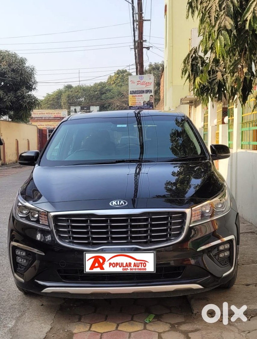 2022 Kia Carnival Petrol Manual - Excellent Condition