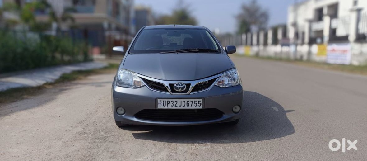 Toyota Etios Liva 2012