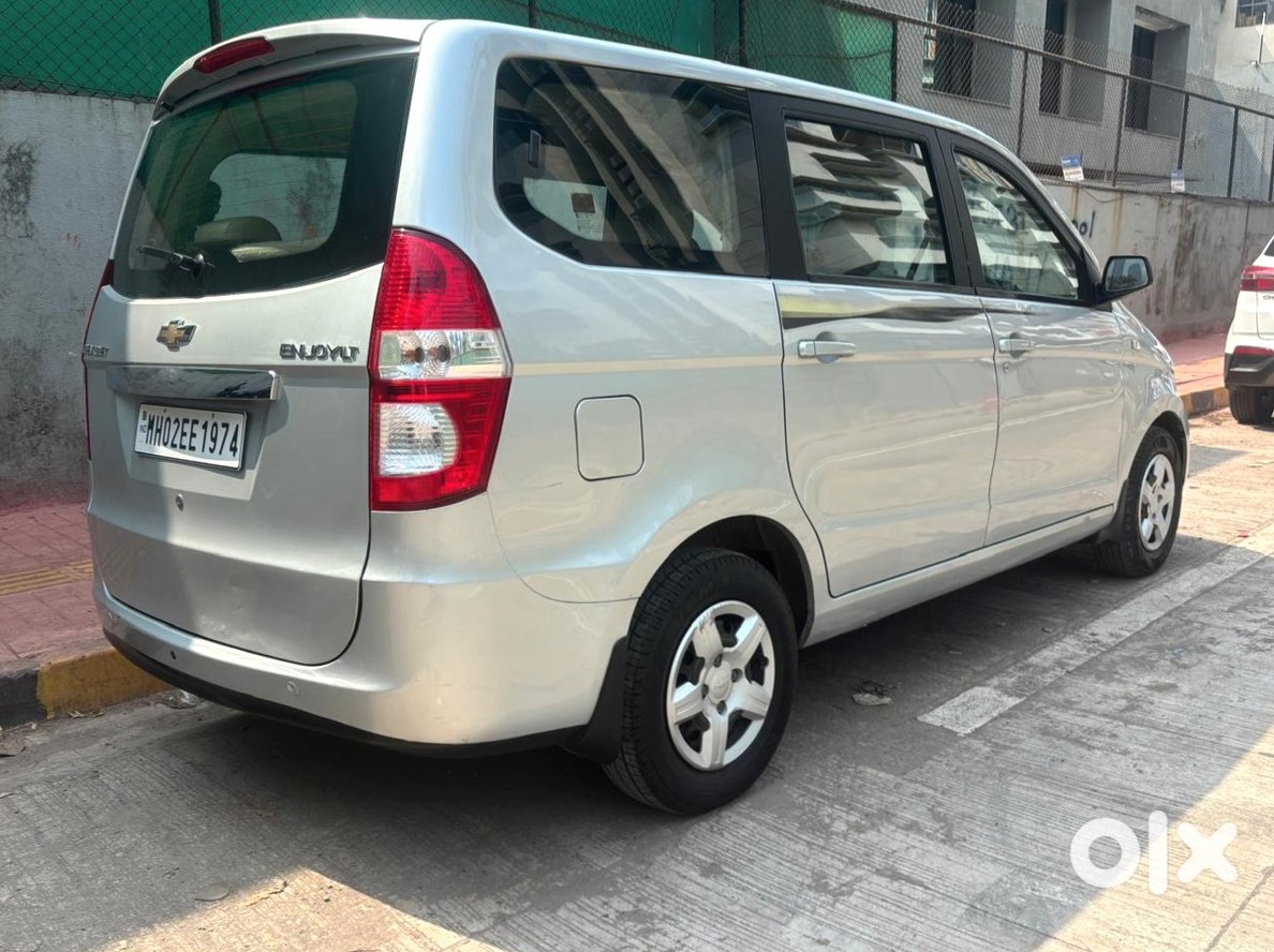 Chevrolet Enjoy 2016 Family Car