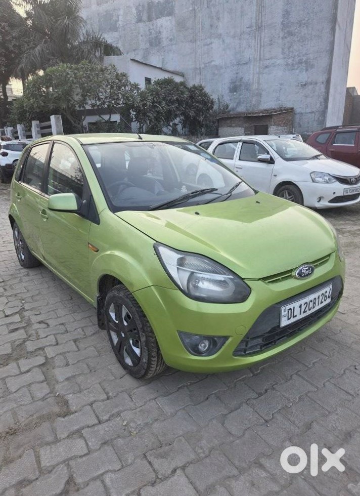 Figo 2012 Petrol