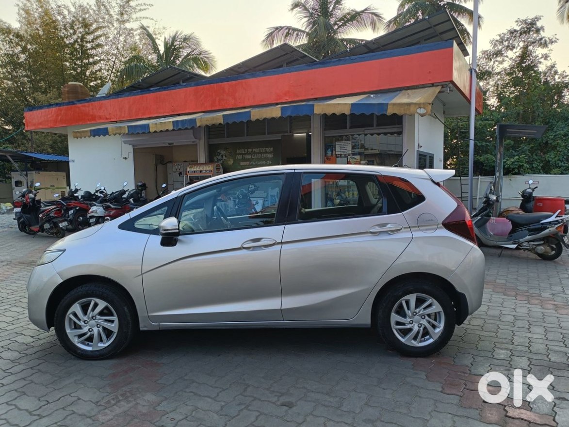 Urgent Sale - 2011 Honda Jazz