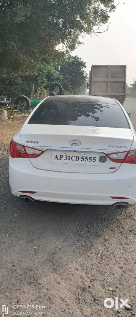 2013 Hyundai Sonata - Automatic