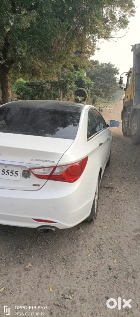 2013 Hyundai Sonata - Automatic