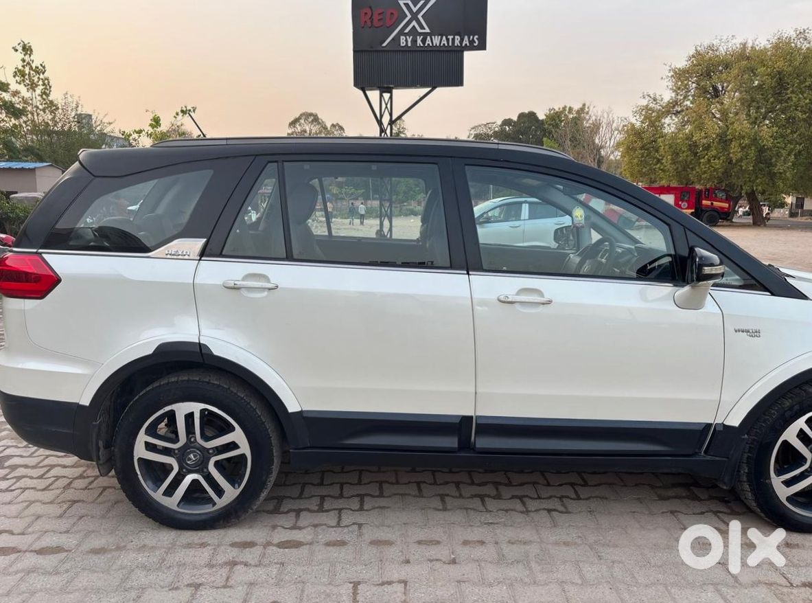 Tata Hexa 2017 Wife's Car