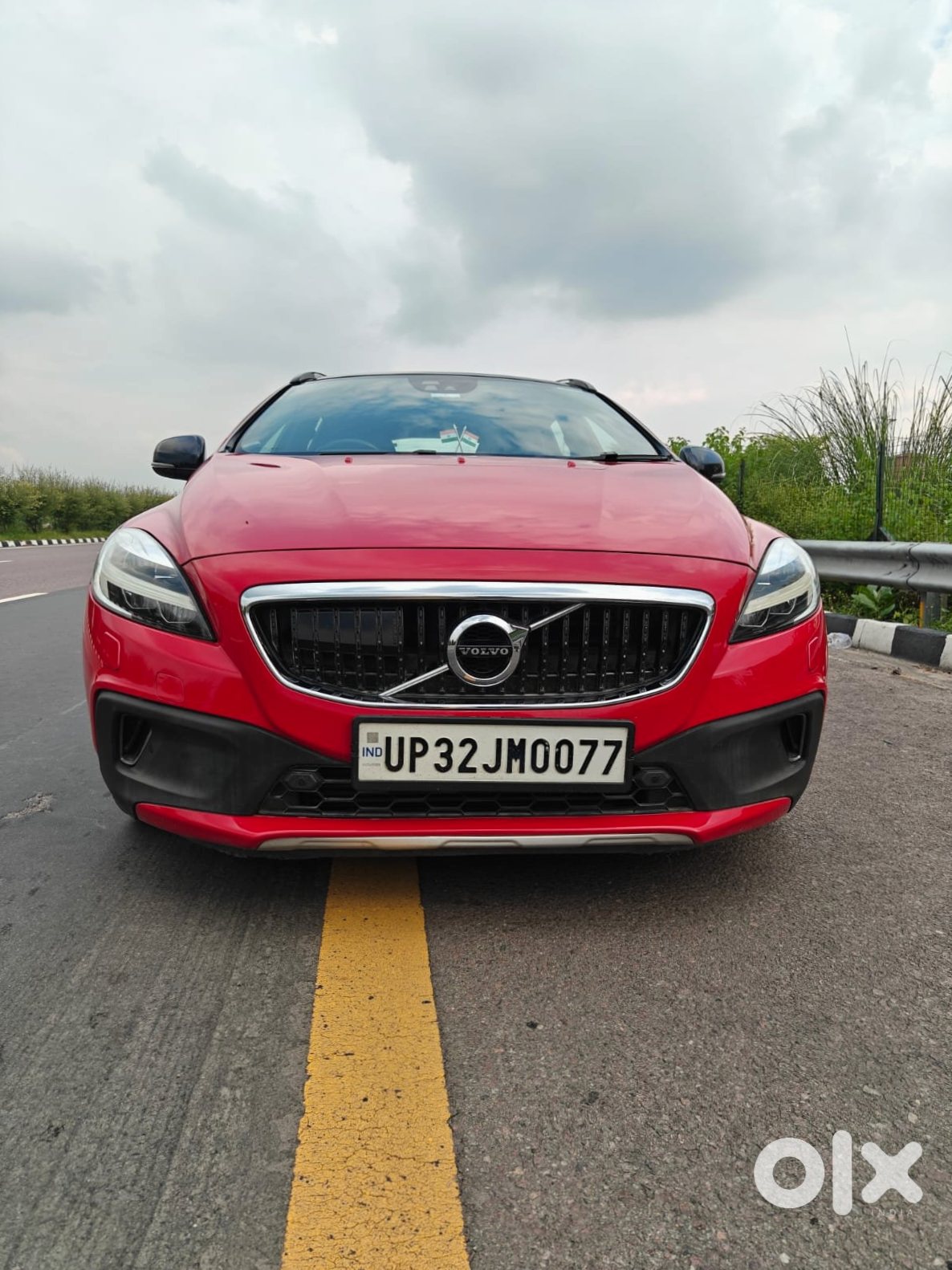 Volvo V40 2016 | Urgent Sale