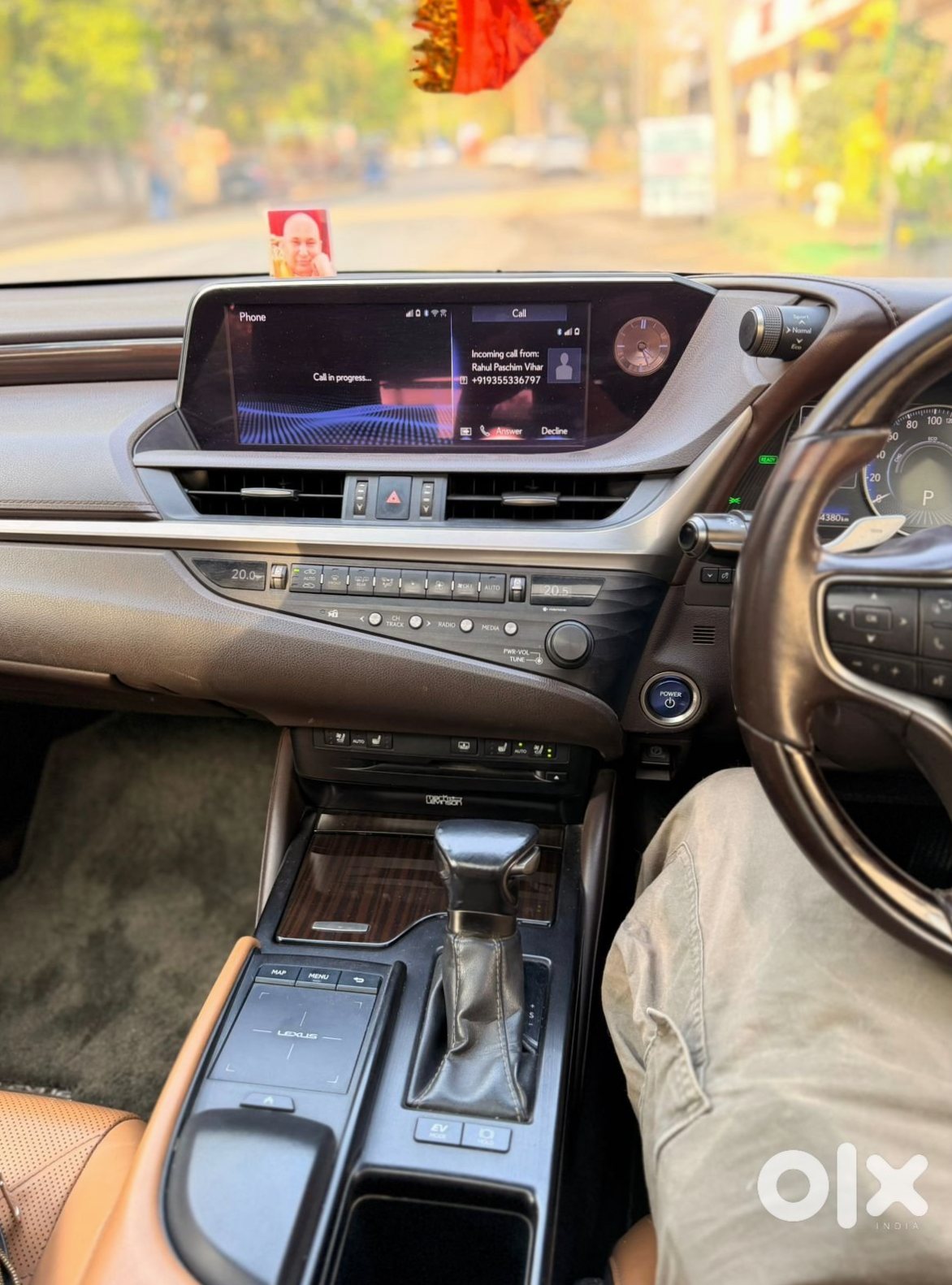 2025 Lexus Es - Premium Sedan